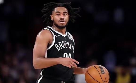 把雄鹿坑了！卡梅伦-托马斯投篮命中率只有25.6%，难怪篮网不要他