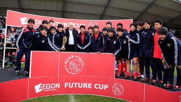 乐鱼官方网站-【观察】李霄鹏挂帅国足,迟到11年的“约会”