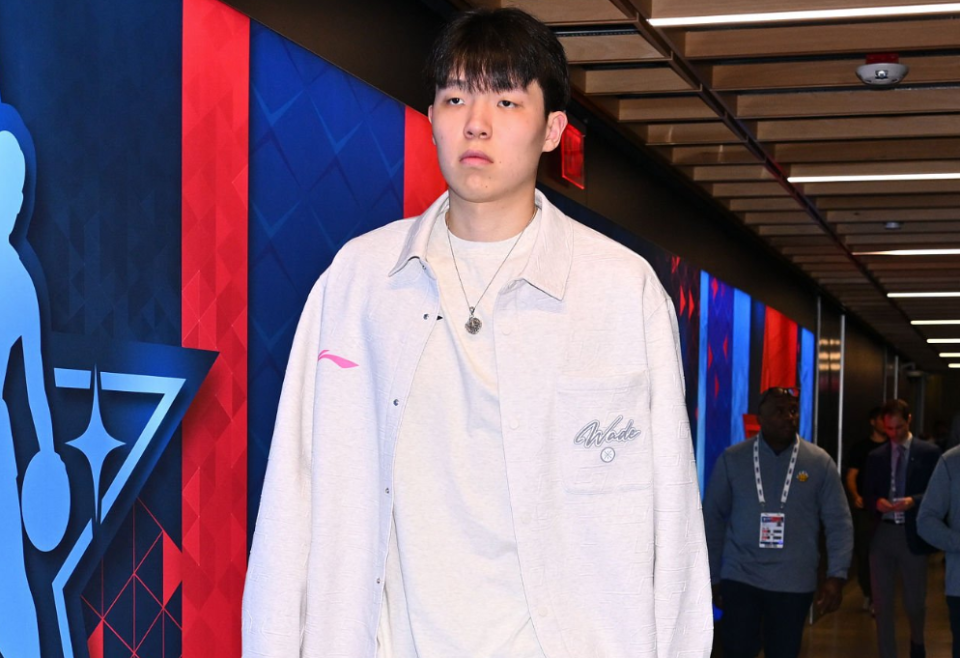 乐鱼官方网站-开拓者官宣下放杨瀚森！与扬布拉德签下双向合同 将裁掉库克