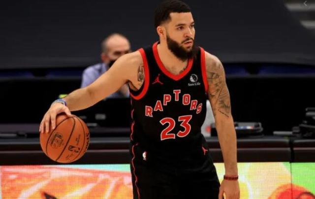 乐鱼体育-场均20+6！范乔丹逆袭不设上限 已变猛龙真魂？